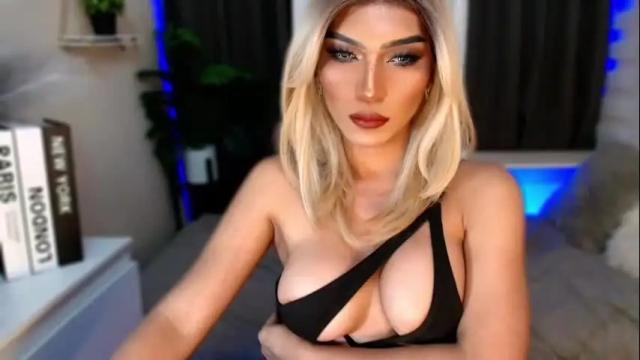 Image 10 of queenslavehunterxxx Stream on Chaturbate on 1 month ago
