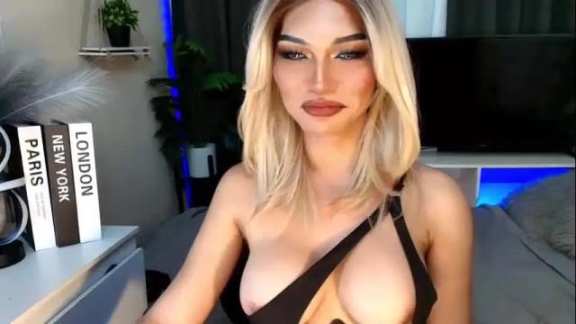 Image 8 of queenslavehunterxxx Stream on Chaturbate on 1 month ago