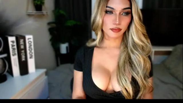 Image 2 of queenslavehunterxxx Stream on Chaturbate on 24 days ago
