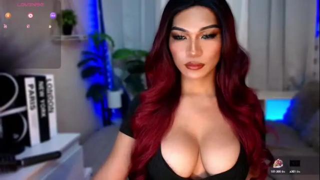 Image 2 of queenslavehunterxxx Stream on Chaturbate on 8 days ago