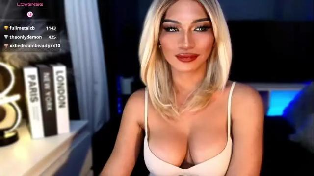 Image 11 of queenslavehunterxxx Stream on Chaturbate on 1 month ago