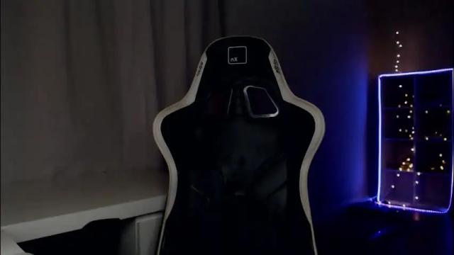 Image 2 of queensy_sins_x Stream on Chaturbate on 2 months ago