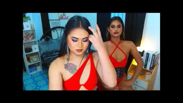 Image 7 of queenunivers Stream on Chaturbate on 11 days ago
