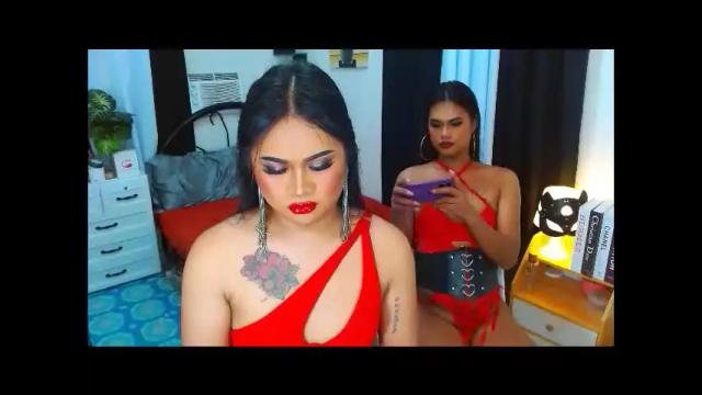 Image 8 of queenunivers Stream on Chaturbate on 4 months ago