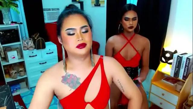Image 3 of queenunivers Stream on Chaturbate on 4 months ago