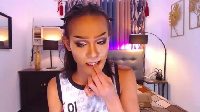 Image 10 of queenvalentinats Stream on Chaturbate on 15 months ago