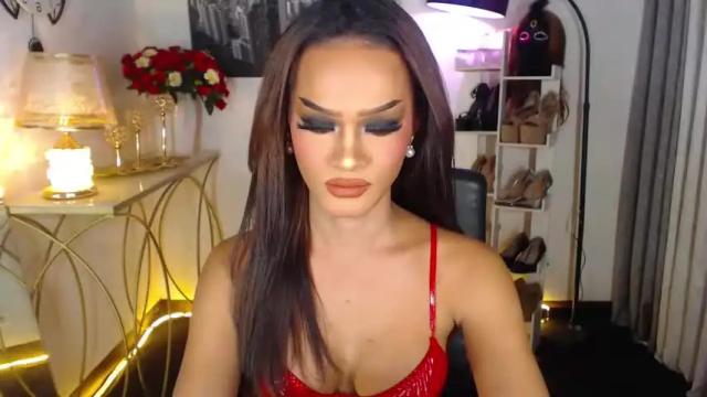 Image 4 of queenvalentinats Stream on Chaturbate on 12 months ago