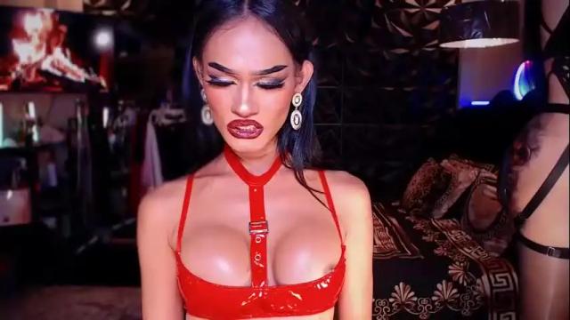 Image 6 of queenvalentinats Stream on Chaturbate on 1 month ago