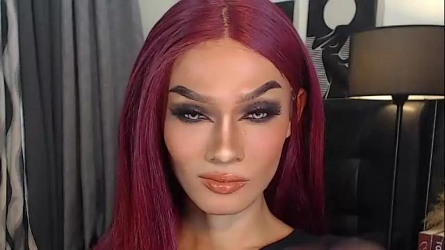 Image 4 of queenvalentinats Stream on Chaturbate on 1 month ago