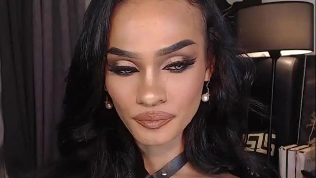 Image 8 of queenvalentinats Stream on Chaturbate on 20 days ago