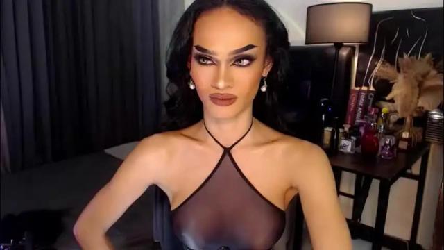 Image 12 of queenvalentinats Stream on Chaturbate on 2 months ago