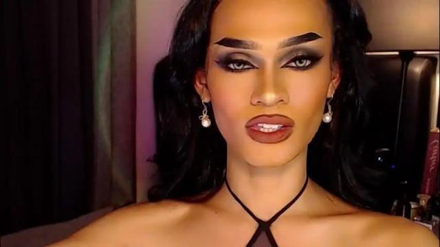 Image 3 of queenvalentinats Stream on Chaturbate on 2 months ago