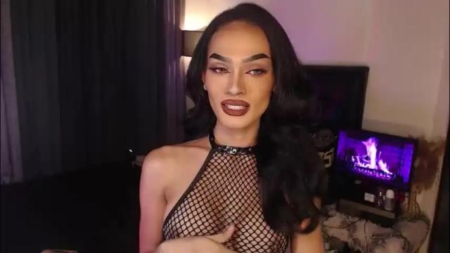 Image 2 of queenvalentinats Stream on Chaturbate on 1 month ago