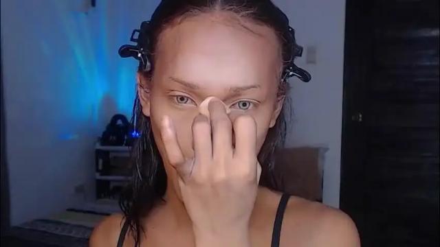 Image 4 of queenvalentinats Stream on Chaturbate on 2 months ago