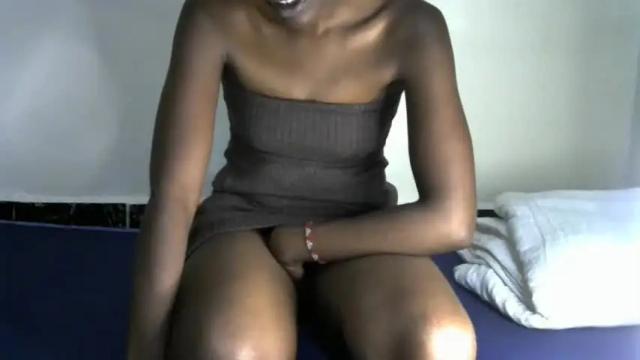 Image 2 of queenvaleria01 Stream on Chaturbate on 21 months ago