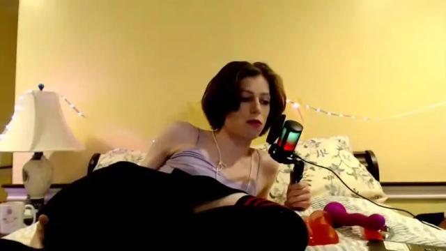 Image 7 of queenvoltairine Stream on Chaturbate on 13 months ago