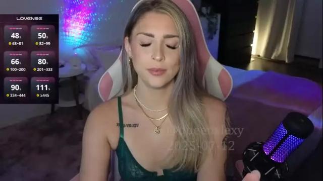 Image 2 of queenx_lexy Stream on Chaturbate on 3 months ago