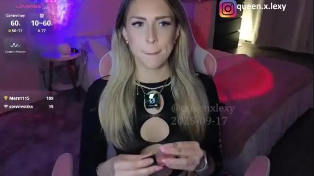 Image 6 of queenx_lexy Stream on Chaturbate on 1 month ago