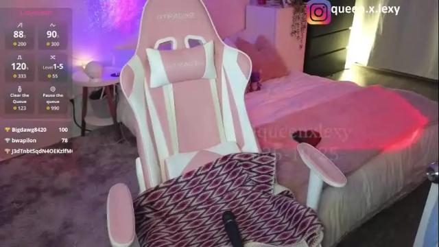 Image 10 of queenx_lexy Stream on Chaturbate on 6 days ago