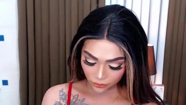 Image 12 of queenyasi_of_love Stream on Chaturbate on 13 months ago