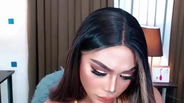 Image 7 of queenyasi_of_love Stream on Chaturbate on 12 months ago