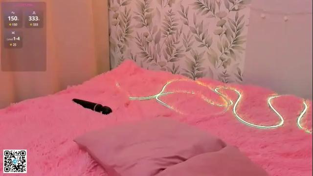 Image 12 of quennaedger Stream on Chaturbate on 1 month ago