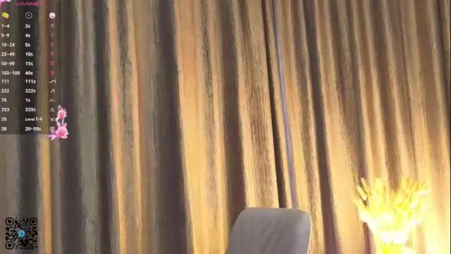 Image 8 of quennaedger Stream on Chaturbate on 26 days ago