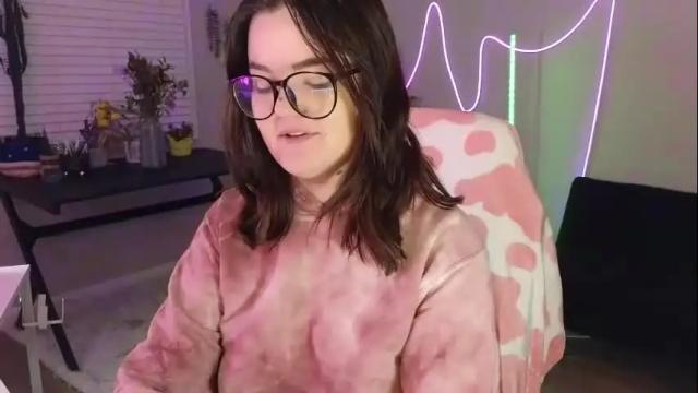 Image 6 of quervoqueen1 Stream on Chaturbate on 12 days ago