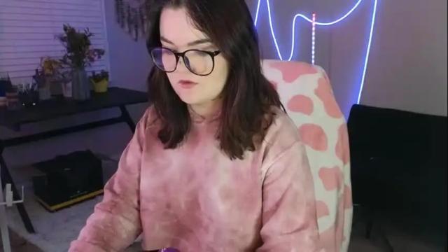 Image 6 of quervoqueen1 Stream on Chaturbate on 7 days ago