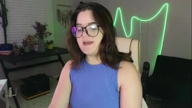 Image 4 of quervoqueen1 Stream on Chaturbate on 5 days ago