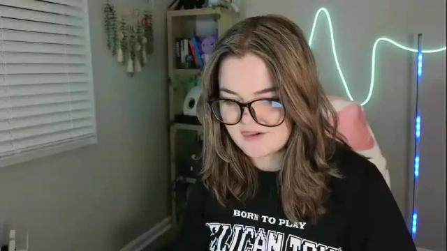 Image 4 of quervoqueen1 Stream on Chaturbate on 1 month ago