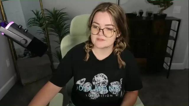 Image 10 of quervoqueen1 Stream on Chaturbate on 14 days ago