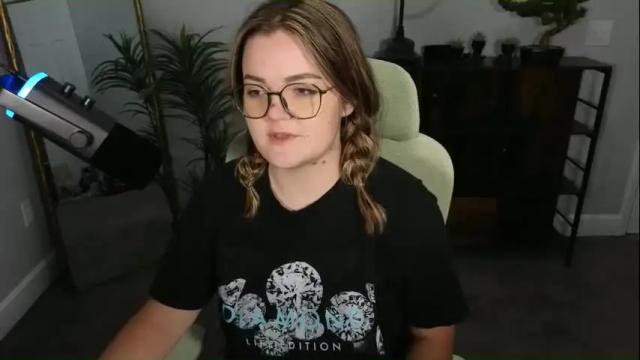 Image 6 of quervoqueen1 Stream on Chaturbate on 14 days ago