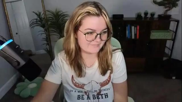 Image 4 of quervoqueen1 Stream on Chaturbate on 4 months ago