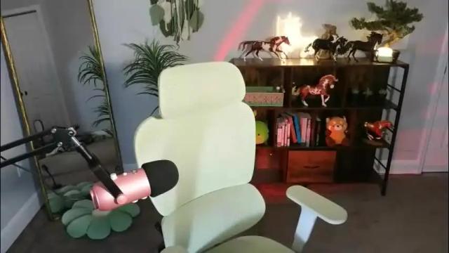 Thumbnail 1, quervoqueen1's Stream at Chaturbate, 1 month ago