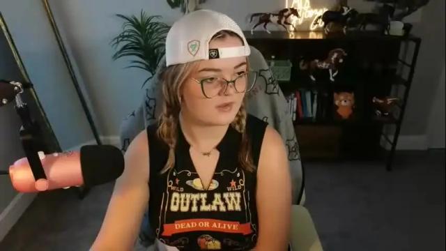 Image 12 of quervoqueen1 Stream on Chaturbate on 1 month ago