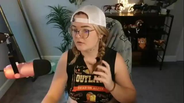 Image 8 of quervoqueen1 Stream on Chaturbate on 1 month ago