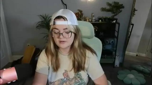 Image 2 of quervoqueen1 Stream on Chaturbate on 1 month ago