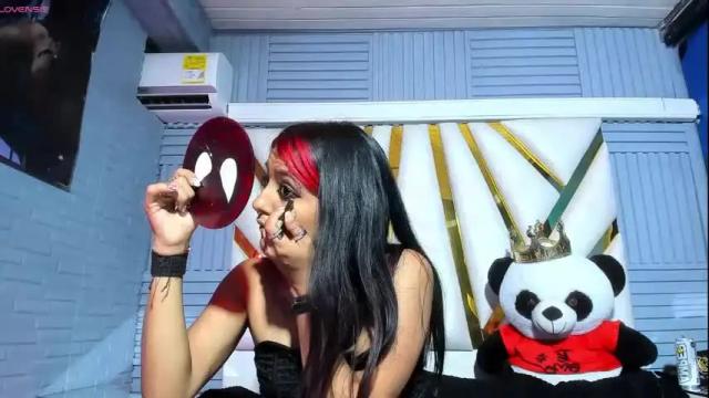 Image 10 of quincymorganxxx Stream on Chaturbate on 13 days ago