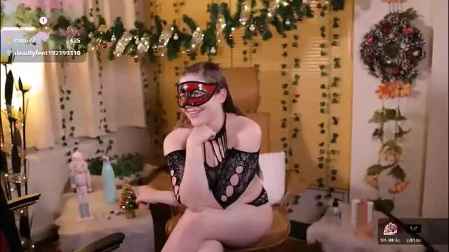 Image 4 of quinnrmonroe Stream on Chaturbate on 2 months ago