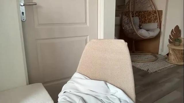 Thumbnail 3, quinnyelena's Stream at Chaturbate, 18 months ago