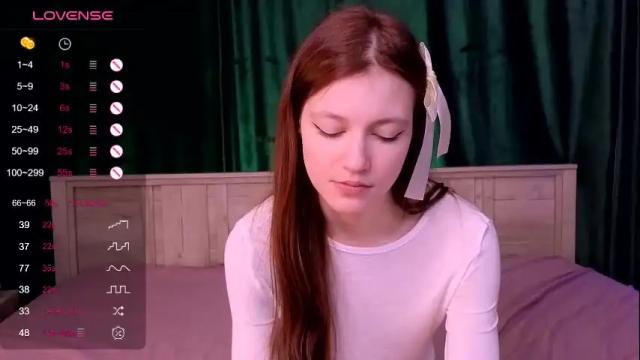 Image 2 of quiver_bitch Stream on Chaturbate on 1 month ago