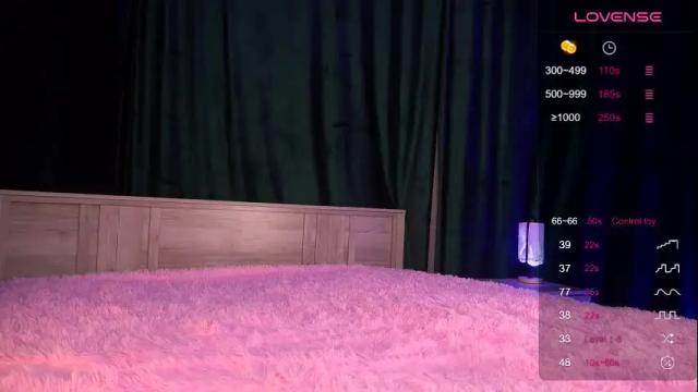 Image 8 of quiver_bitch Stream on Chaturbate on 28 days ago