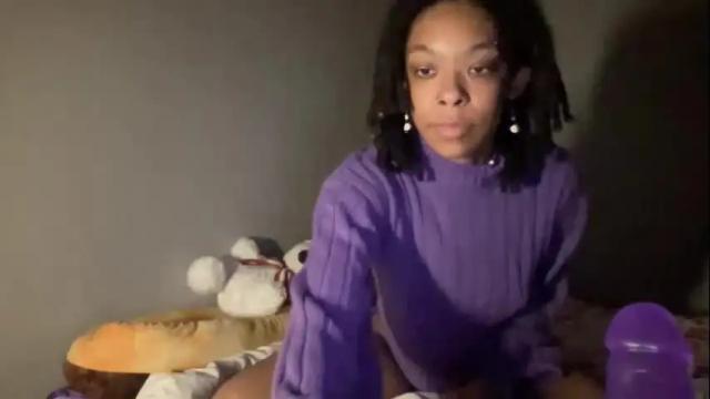 Image 8 of qweensiren Stream on Chaturbate on 15 months ago