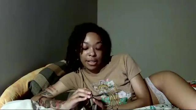 Image 11 of qweensiren Stream on Chaturbate on 14 months ago