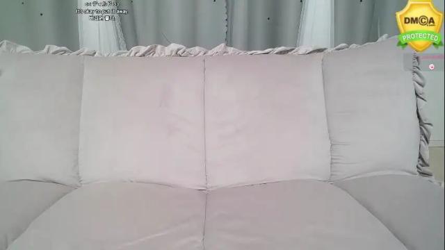 Image 4 of qxmireixp Stream on Chaturbate on 1 month ago