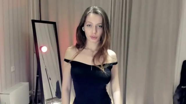 Image 10 of r00xvel Stream on Chaturbate on 13 months ago