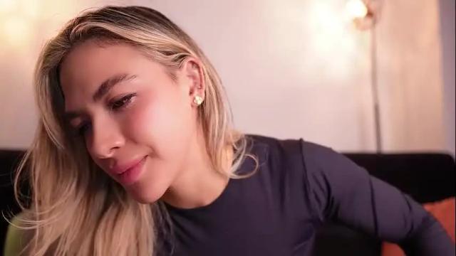 Image 11 of r4veenn Stream on Chaturbate on 17 days ago