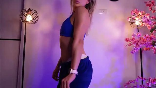 Image 4 of r4veenn Stream on Chaturbate on 6 months ago