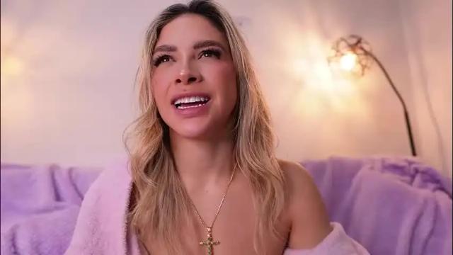 Image 10 of r4veenn Stream on Chaturbate on 5 months ago